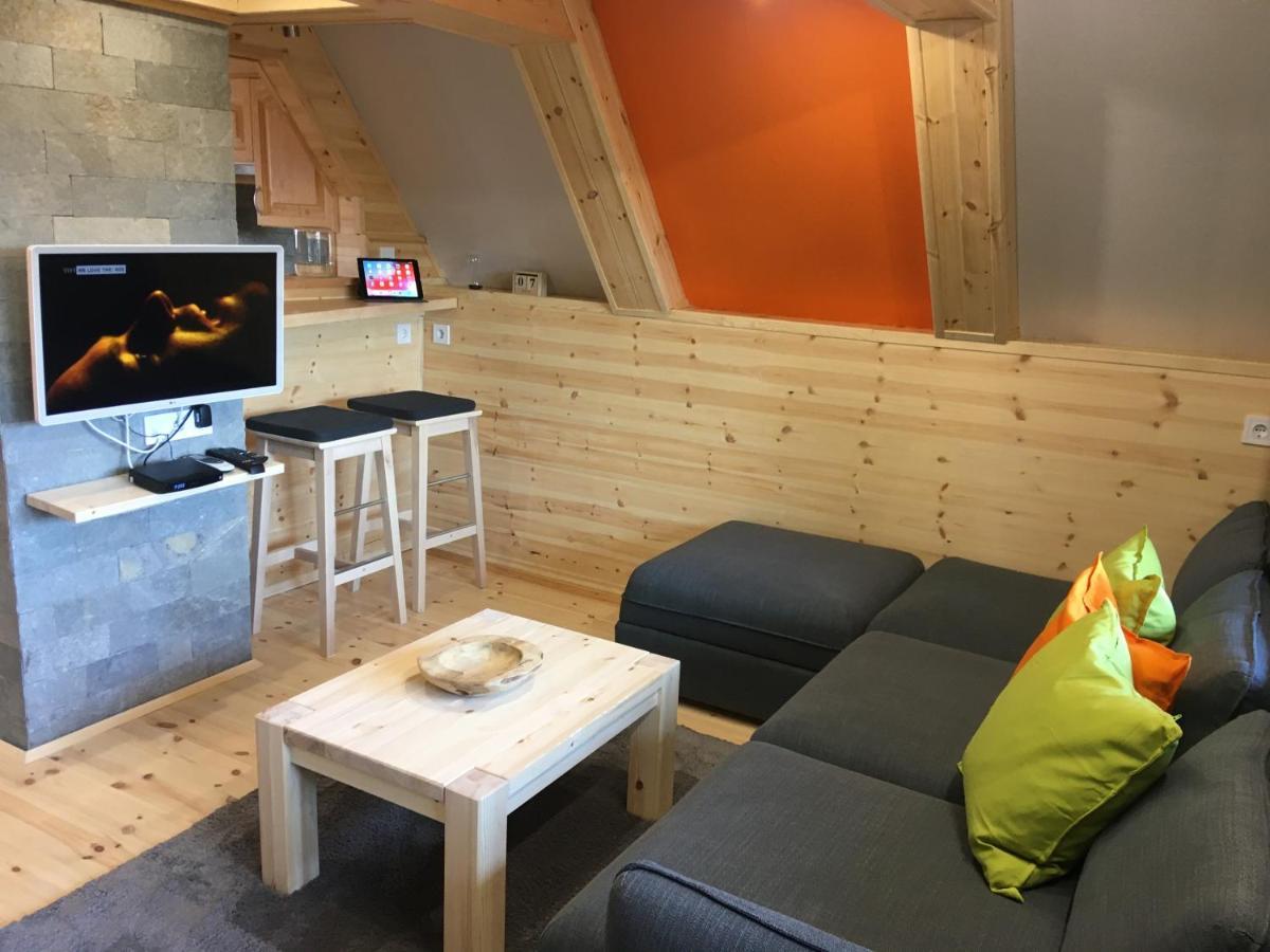 Wooden Apartman Premium Jacuzzival Alsóörs Dış mekan fotoğraf